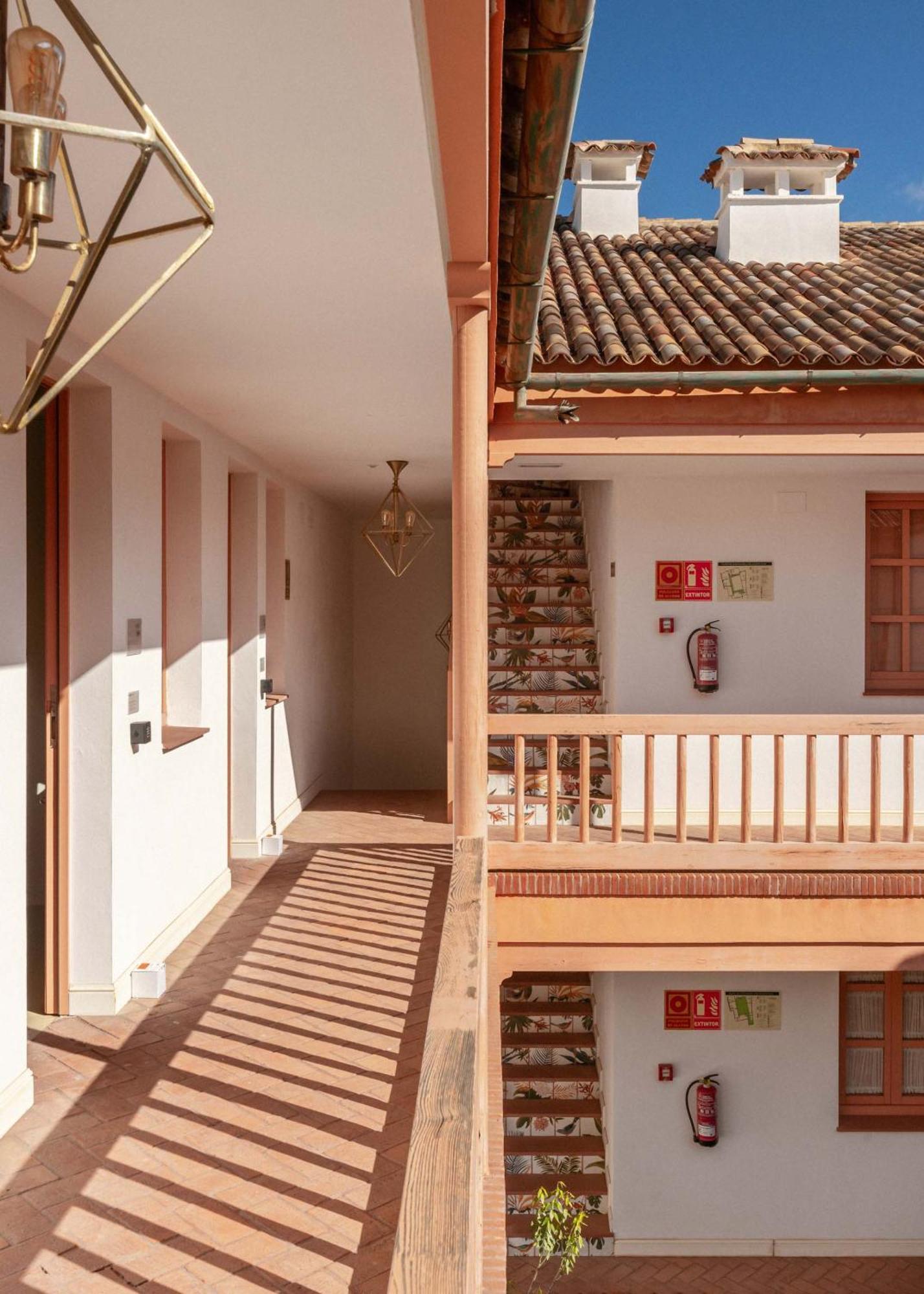 Limehome Cordoba Calle Pozanco Exteriör bild