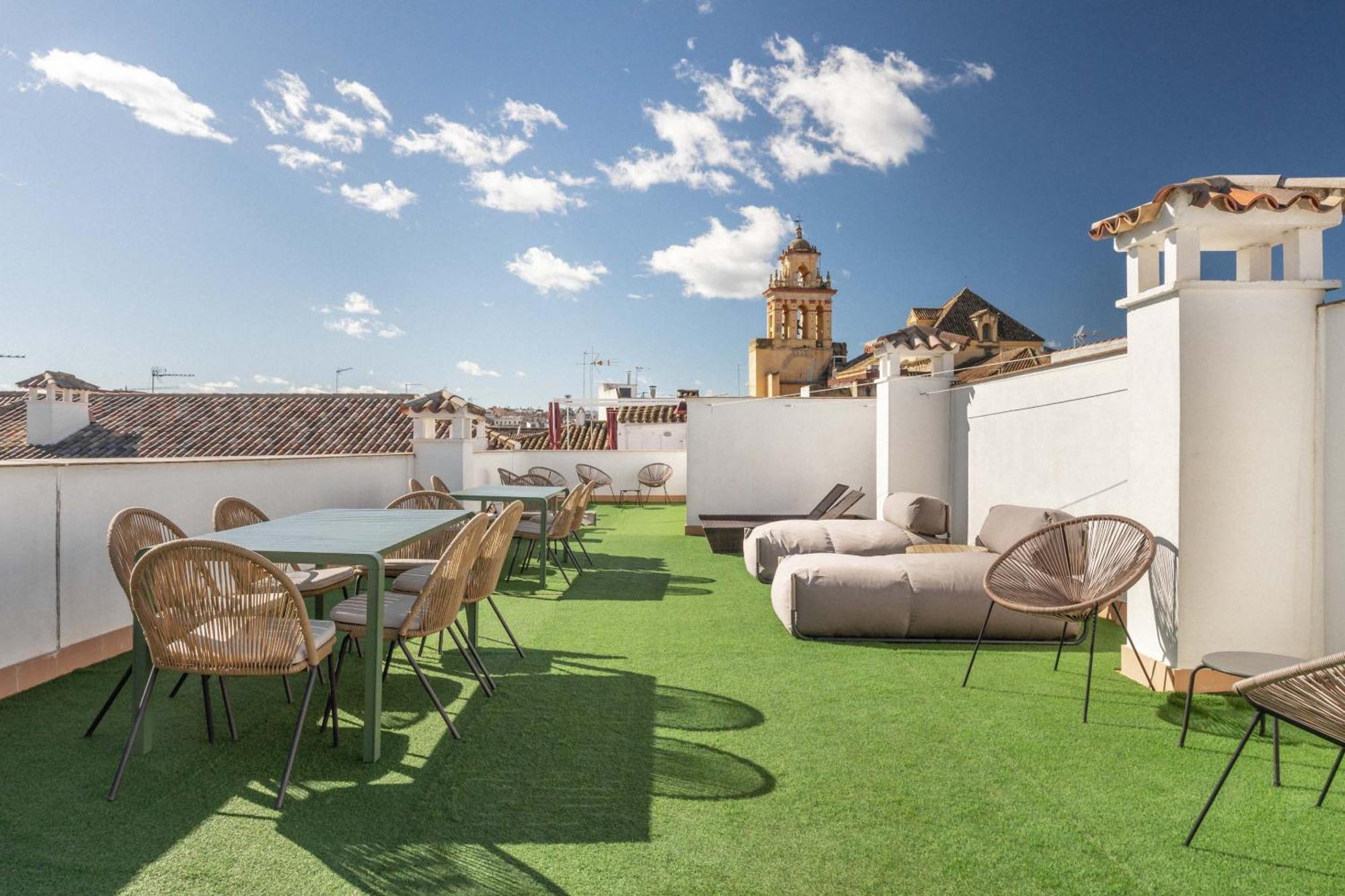 Limehome Cordoba Calle Pozanco Exteriör bild