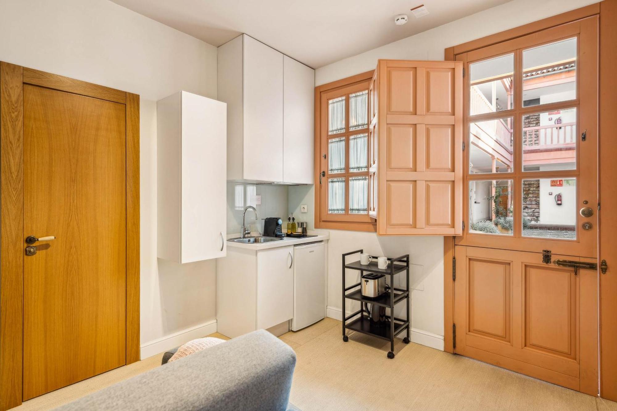 Limehome Cordoba Calle Pozanco Rum bild