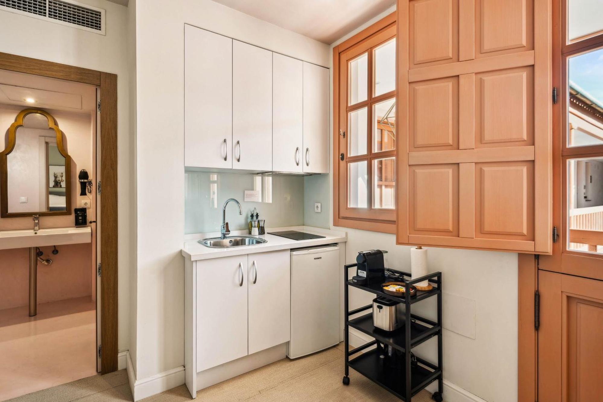 Limehome Cordoba Calle Pozanco Exteriör bild