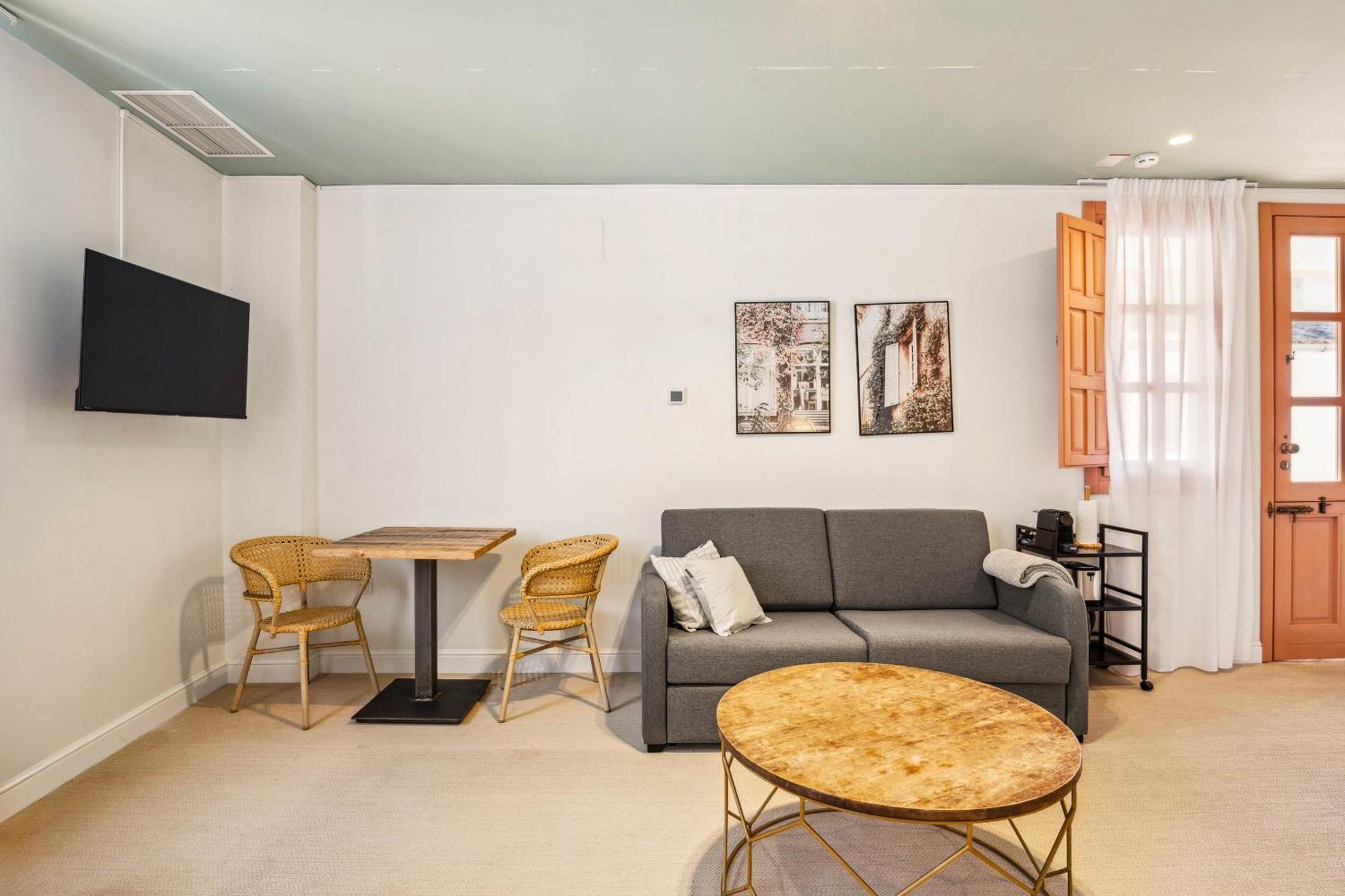 Limehome Cordoba Calle Pozanco Exteriör bild